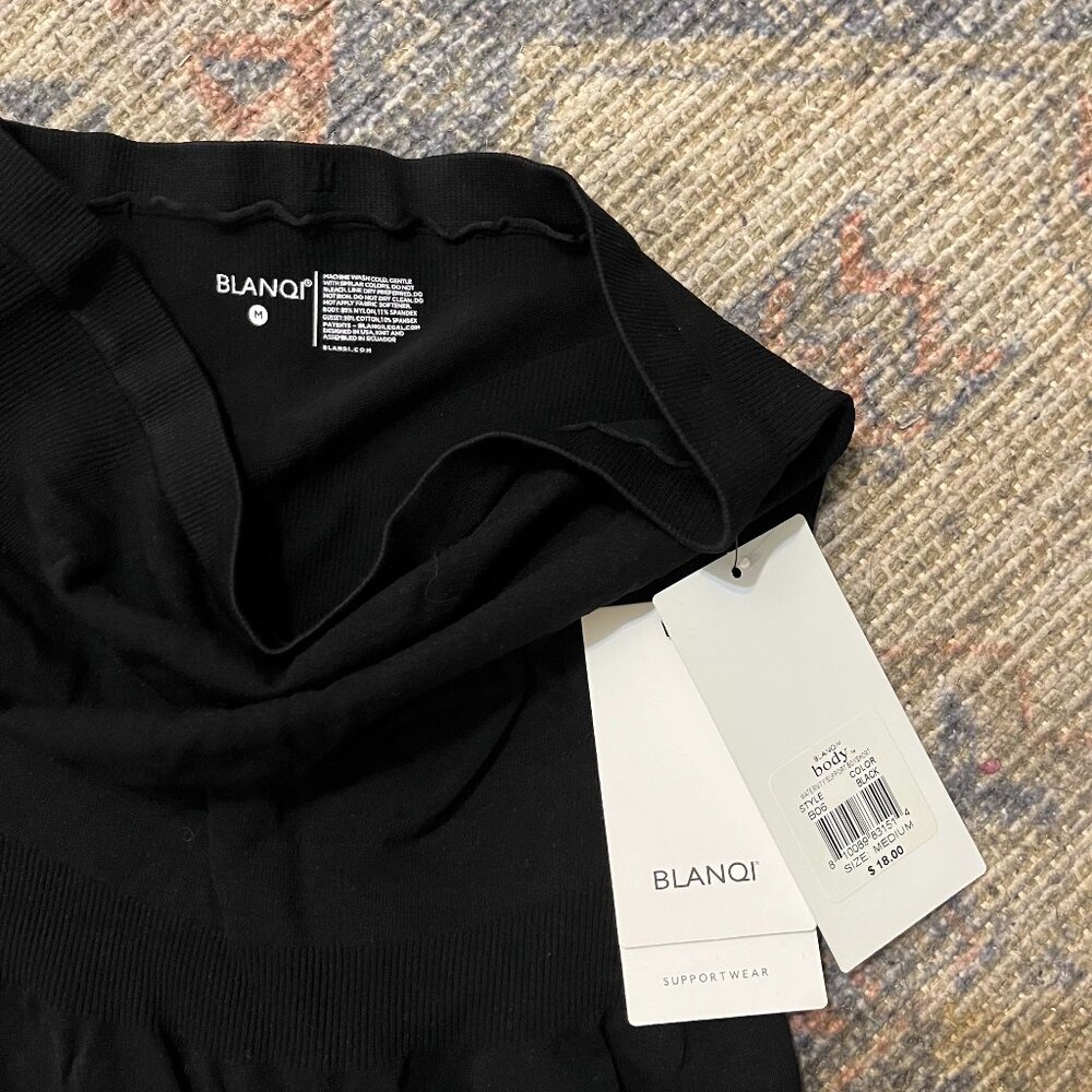 NWT Blanqi Maternity Supportware shorts Medium